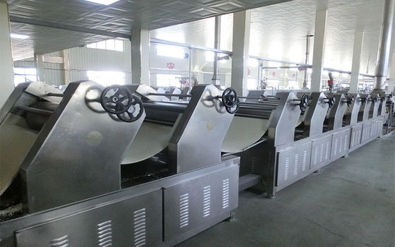 中国 機械に揚げられていた即席めん類の単位をする高性能の自動ヌードル サプライヤー