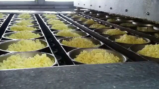 自動軽食によって揚げられている即刻の作成メーカーの生産ライン機械類 サプライヤー